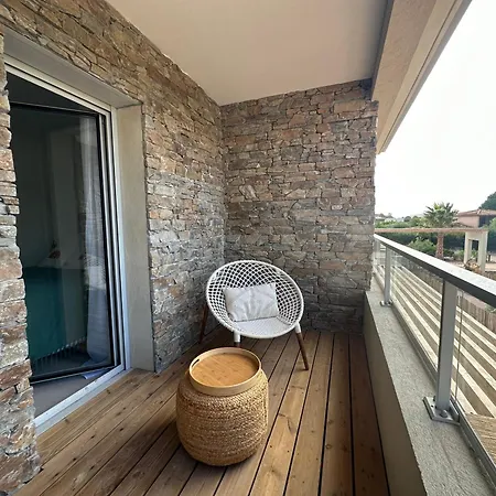 T4 Cala Rossa - 3 Ch - Piscine Et A Pied *